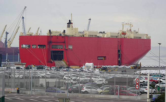 船舶から陸上まで幅広く対応